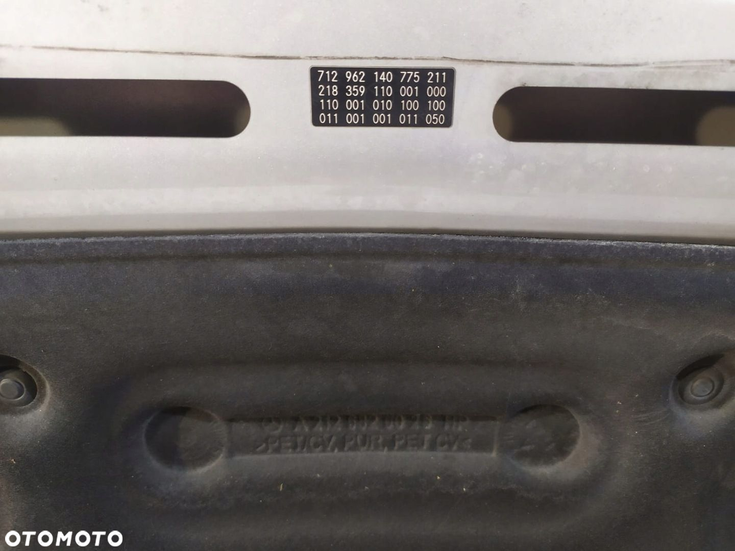 MERCEDES CLS W218 Maska / Pokrywa Silnika - 15298 - 6