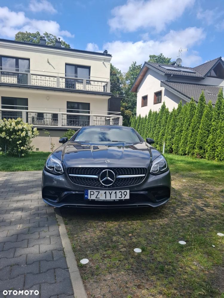 Mercedes-Benz SLC 200 9G-TRONIC RedArt Edition - 10