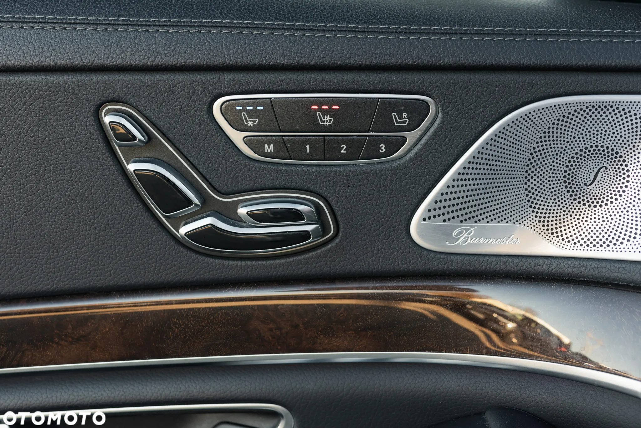 Mercedes-Benz Klasa S 400 d 4-Matic L 9G-TRONIC - 25