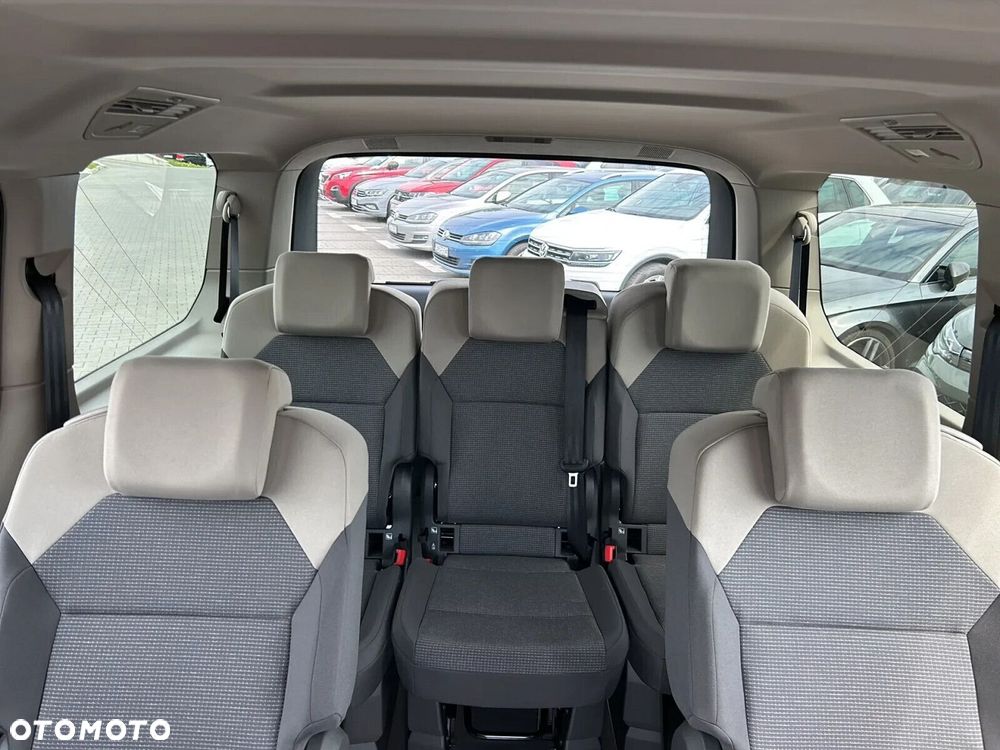 Volkswagen Multivan 2.0 TDI L2 Family DSG - 16