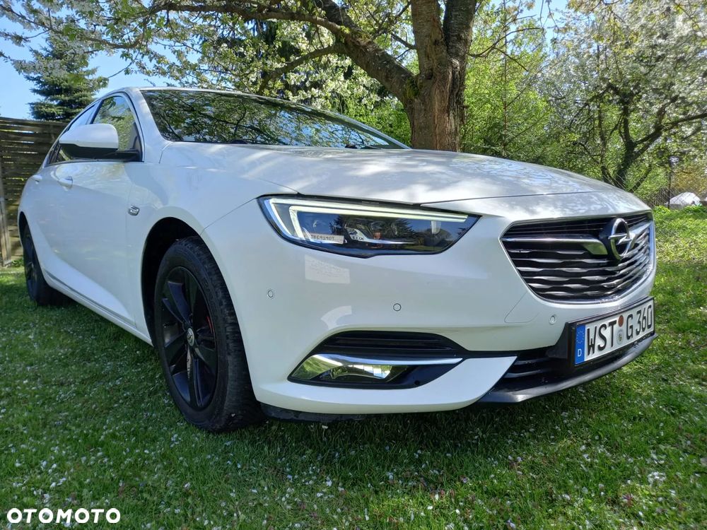 Opel Insignia 1.6 Exclusive - 1