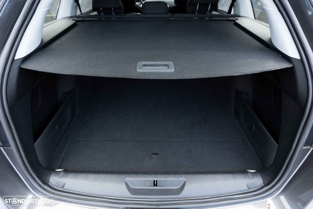 Peugeot 308 SW 1.5 BlueHDi Style - 32