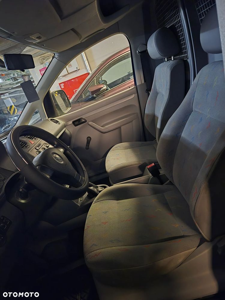 Volkswagen Caddy - 17