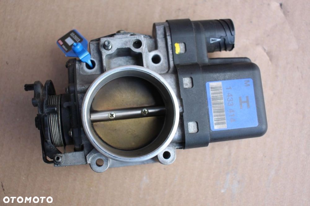 Przepustnica BMW e46 e39 e38 M52TU 1433414 NIEBIESKA 2.0 2.3 2.8 (2120) - 2