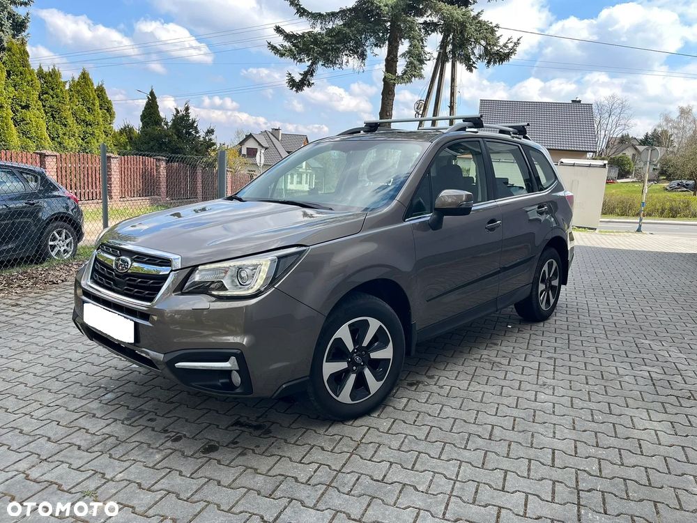 Subaru Forester 2.0 i Exclusive - 2
