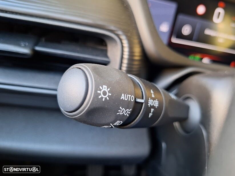 Jeep Avenger 1.2 GSE T3 Altitude - 18