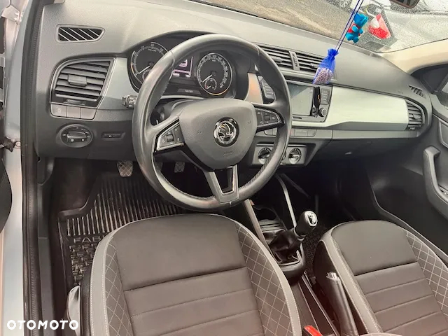 Skoda Fabia 1.0 TSI Active - 5