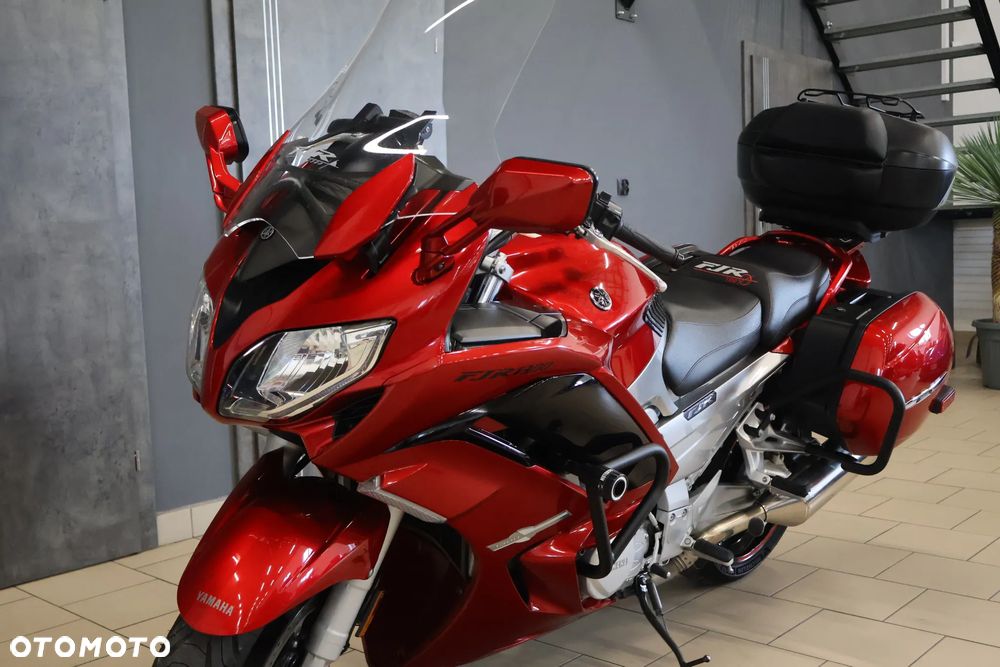 Yamaha FJR - 21