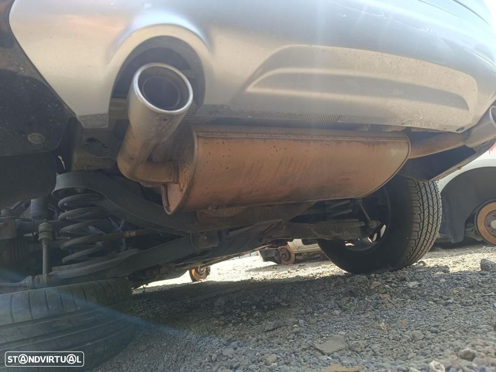 TUBO DE ESCAPE COMPLETO FORD KUGA CBS - 1