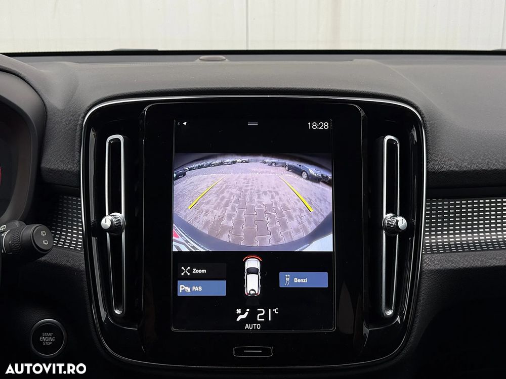 Volvo XC 40 D3 AWD R-Design - 28