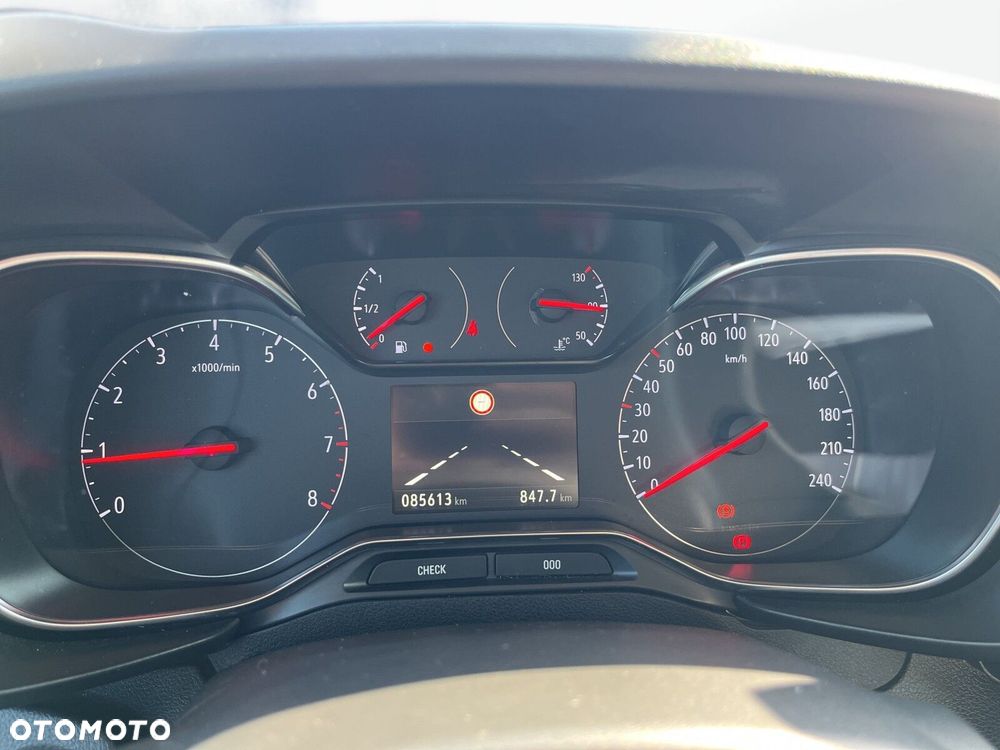 Opel Combo 1.2 Turbo Enjoy S&S - 21