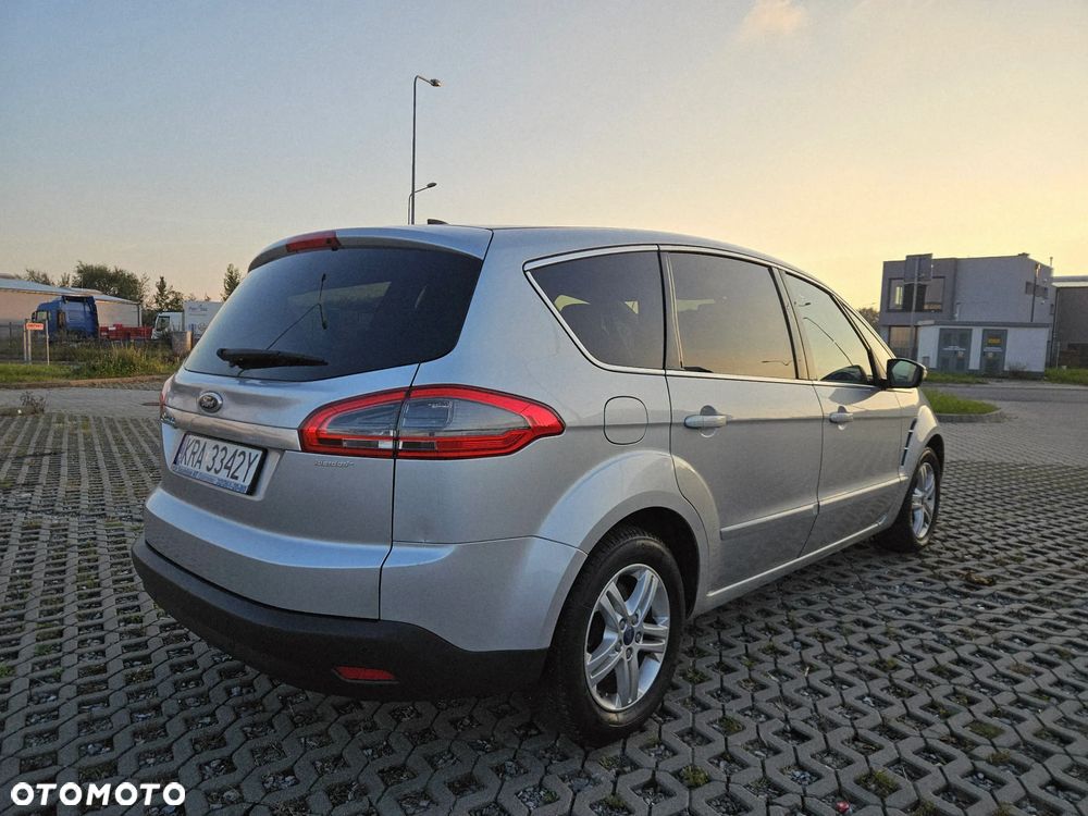 Ford S-Max 2.0 TDCi DPF Titanium - 4