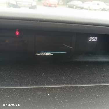 Toyota Prius+ (Hybrid) - 7