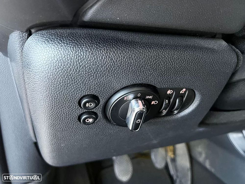 MINI Cabrio One Classic - 29