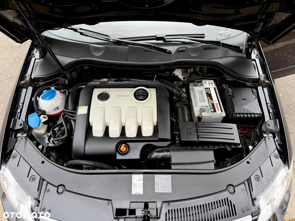 Volkswagen Passat - 29