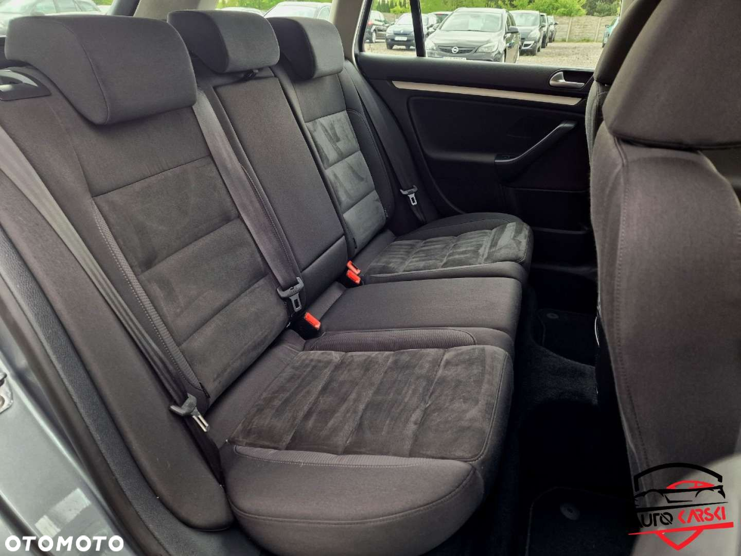 Volkswagen Golf - 21