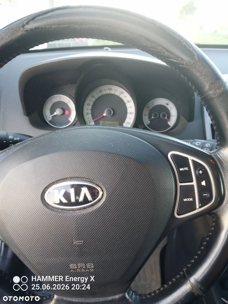 Kia Ceed - 5
