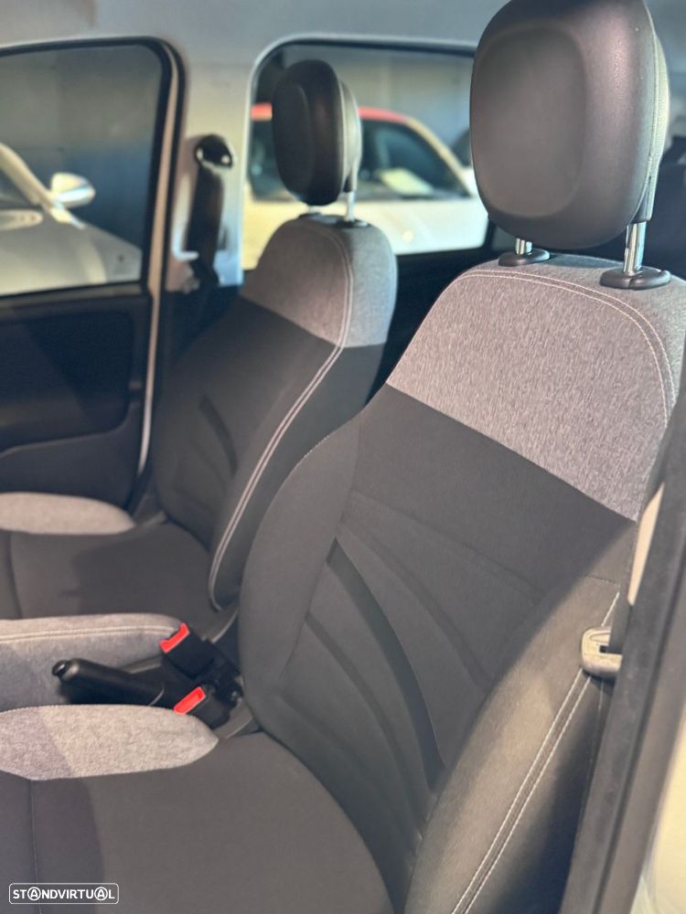 Fiat Panda 1.0 Hybrid City Life - 26