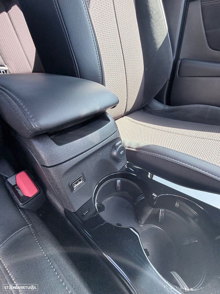 DS DS3 E-Tense Performance Line + - 16