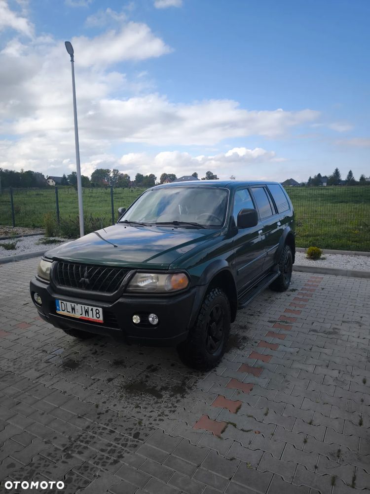 Mitsubishi Pajero Sport - 2