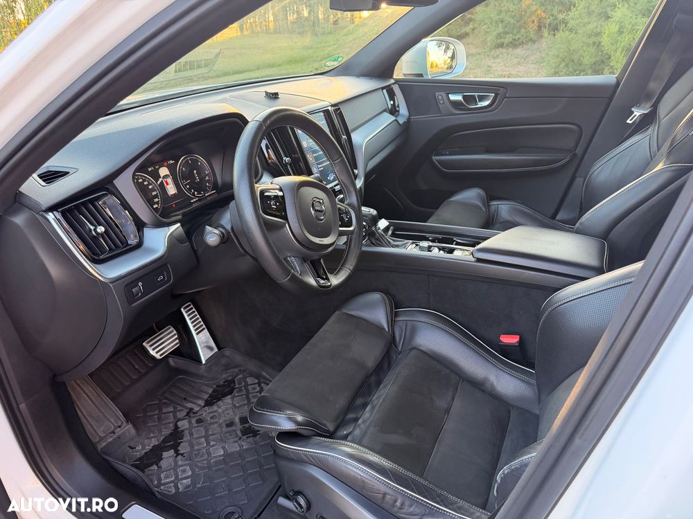 Volvo XC 60 D4 AWD R-Design - 6