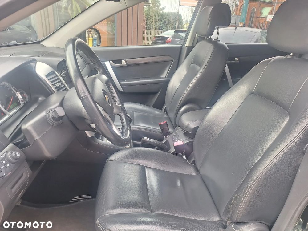Chevrolet Captiva - 11