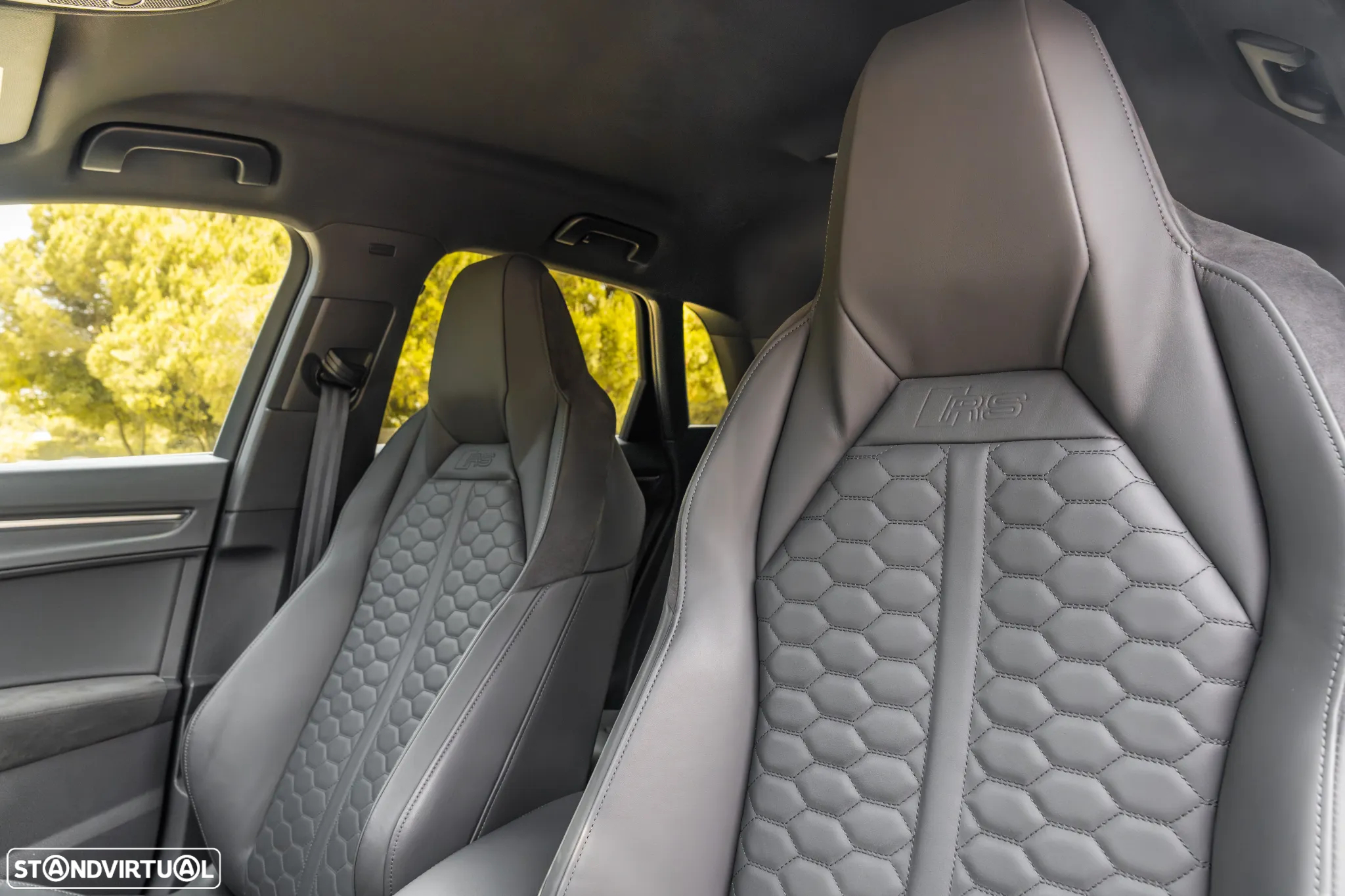 Audi RS Q3 TFSI quattro S tronic - 24