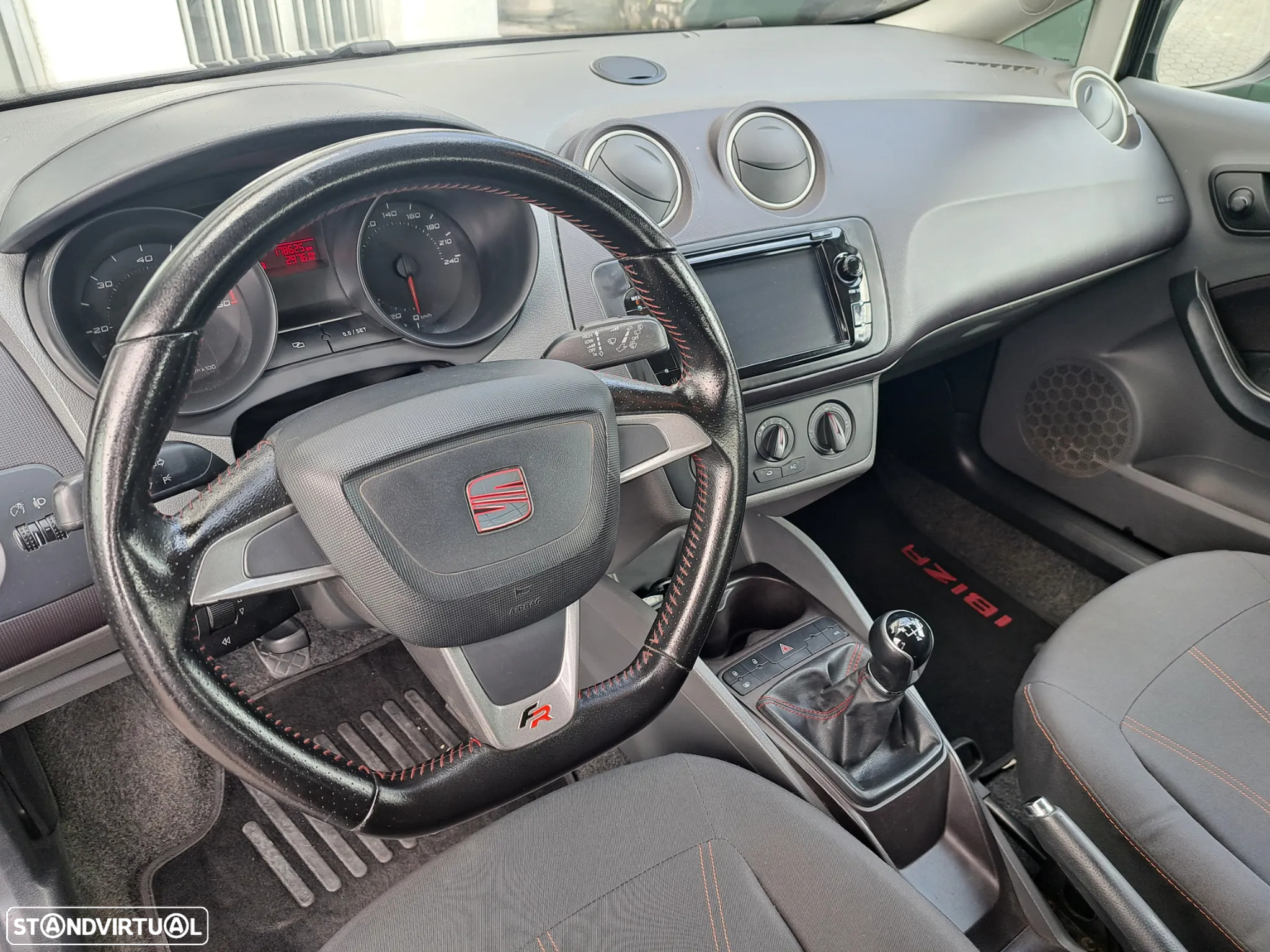 SEAT Ibiza SC 1.2 TDi Sport DPF - 10