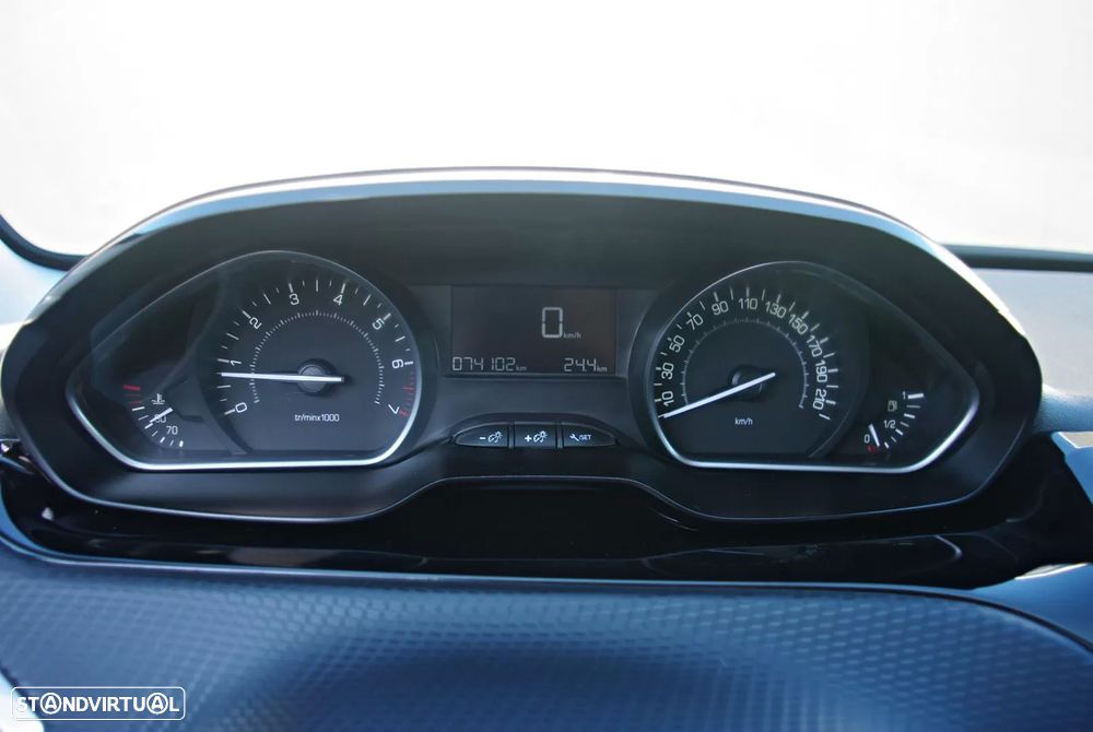 Peugeot 208 1.2 PureTech Style - 22