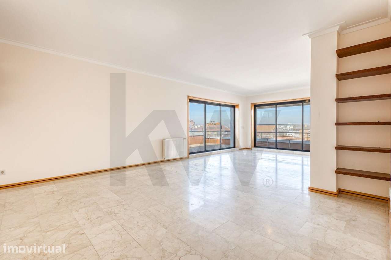 Apartamento T3+1 com Terraço (T4) - V. N. de Gaia  - Metro - Grande imagem: 2/60