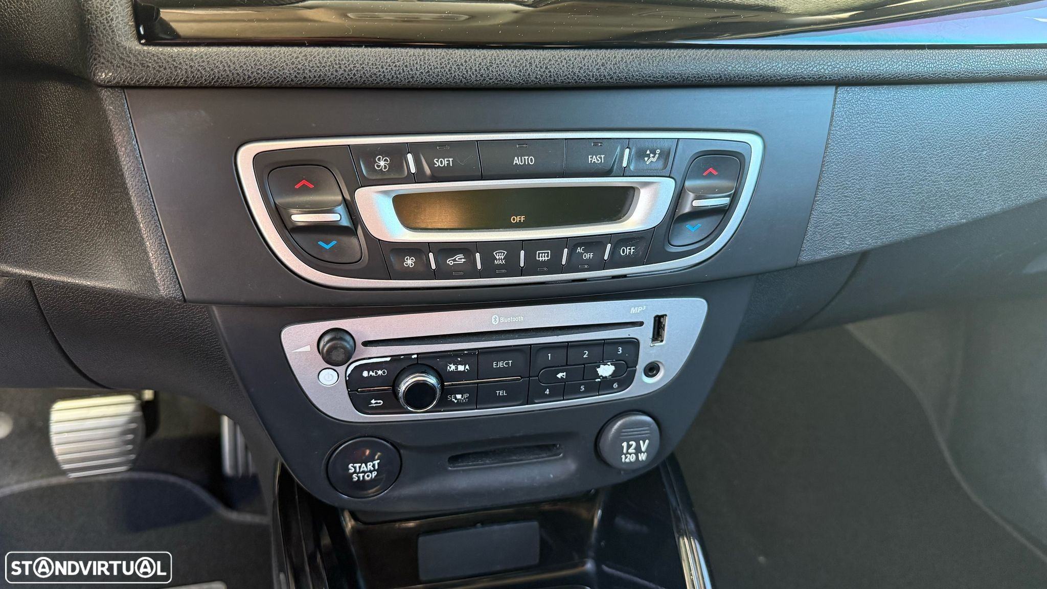 Renault Mégane Coupe 1.5 dCi Bose Edition CO2 Champion - 34