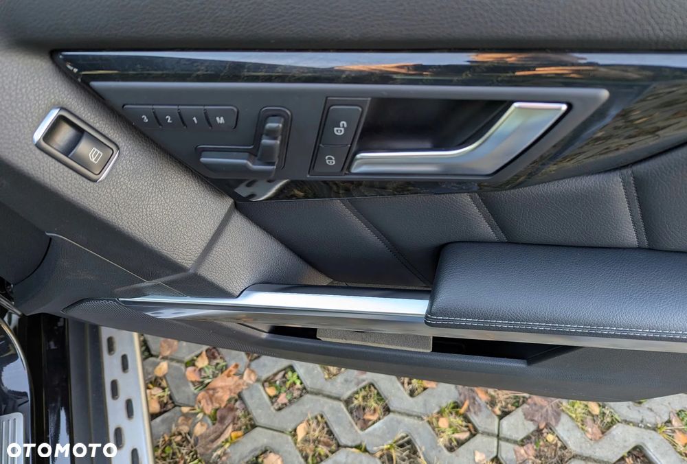 Mercedes-Benz GLK 350 4-Matic - 18