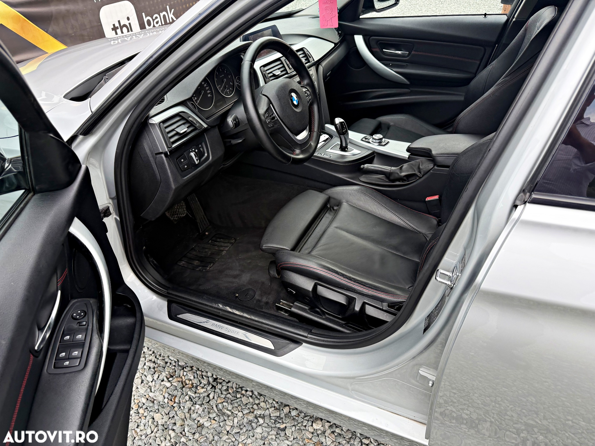 BMW Seria 3 320d Aut. - 17