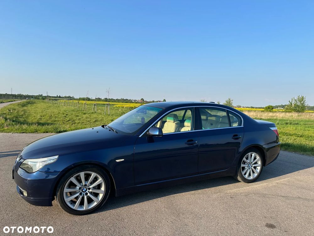 BMW Seria 5 523i Edition Lifestyle - 3