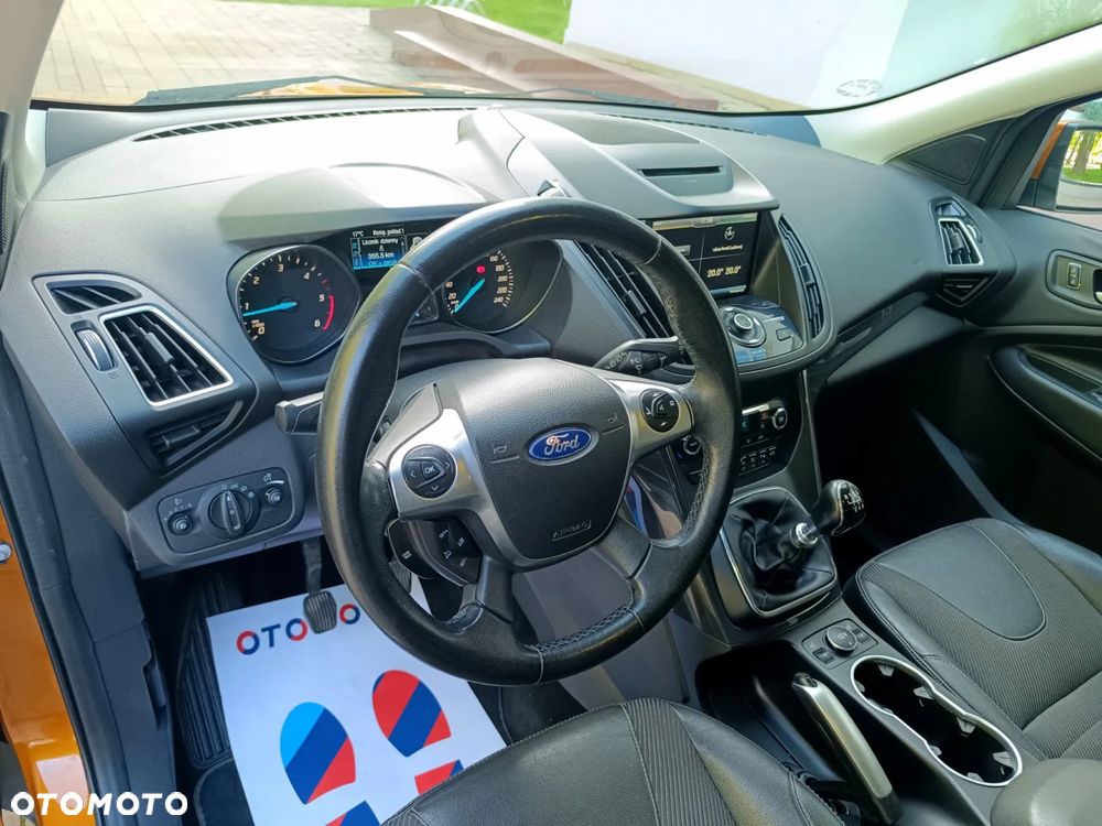 Ford Kuga 2.0 TDCi 4x4 Titanium - 25