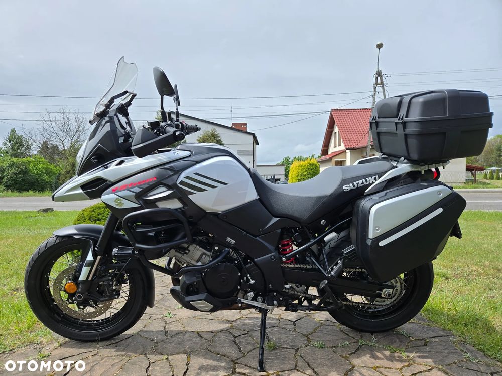 Suzuki V-STROM - 5