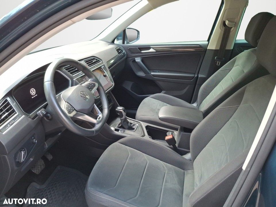 Volkswagen Tiguan - 10