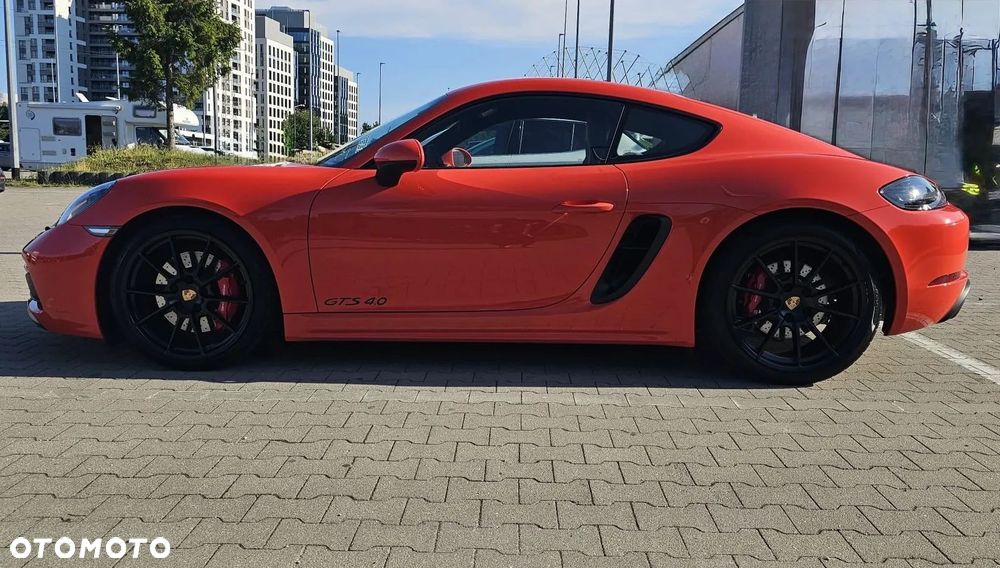 Porsche 718 Cayman - 13