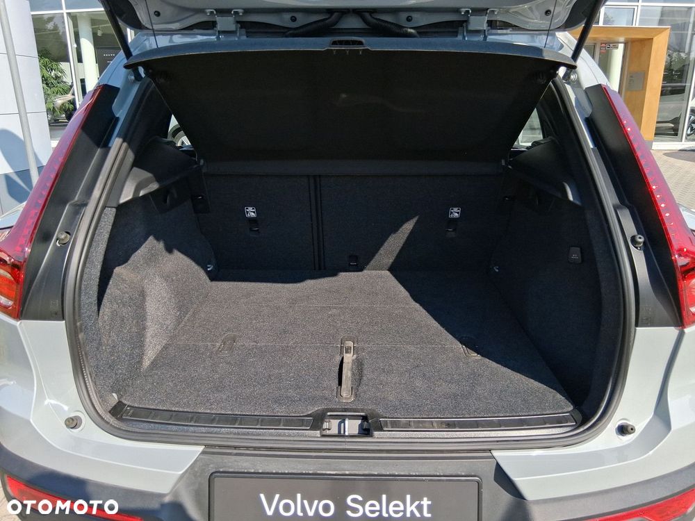 Volvo XC 40 - 26