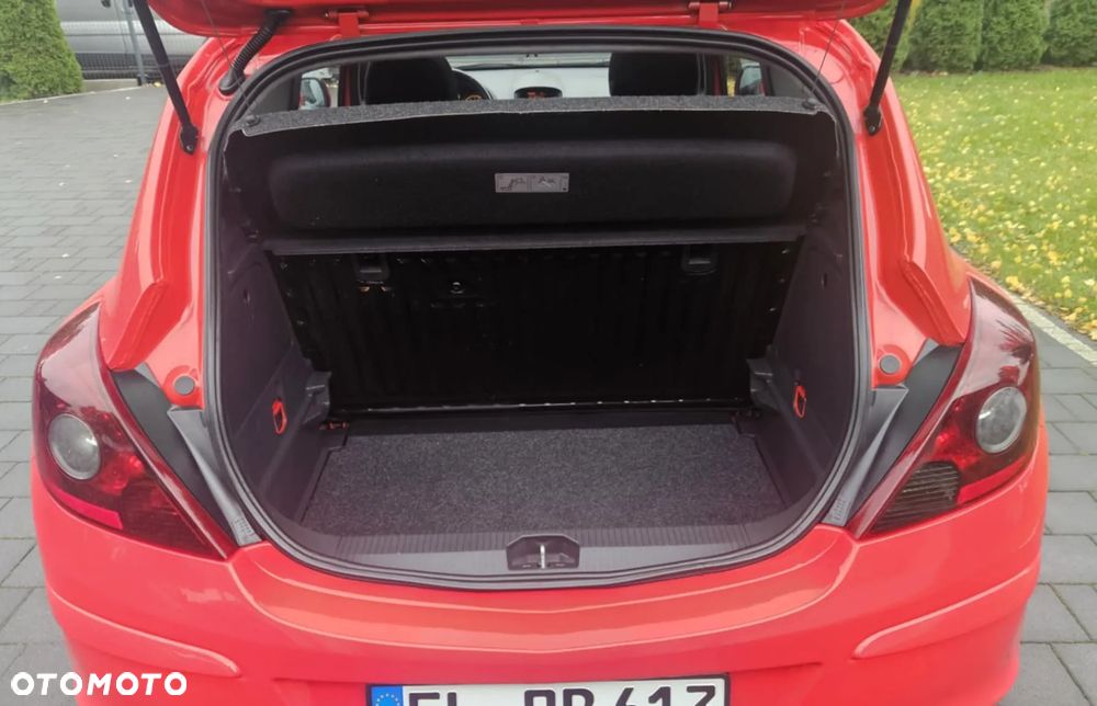 Opel Corsa 1.4 16V Sport - 10