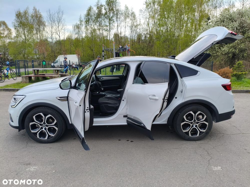 Renault Arkana 1.6 E-TECH Intens MMT - 12