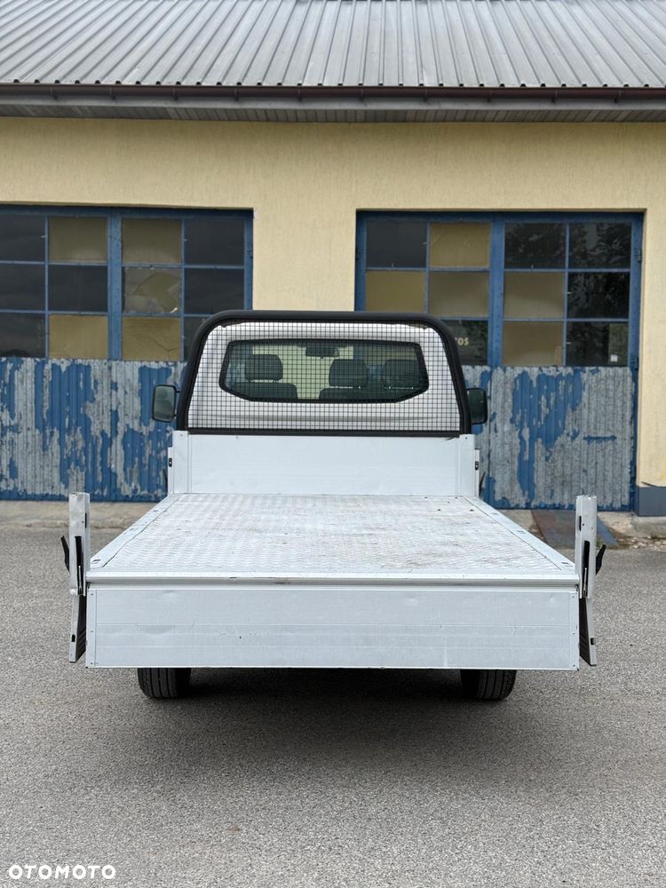 Volkswagen Transporter - 15