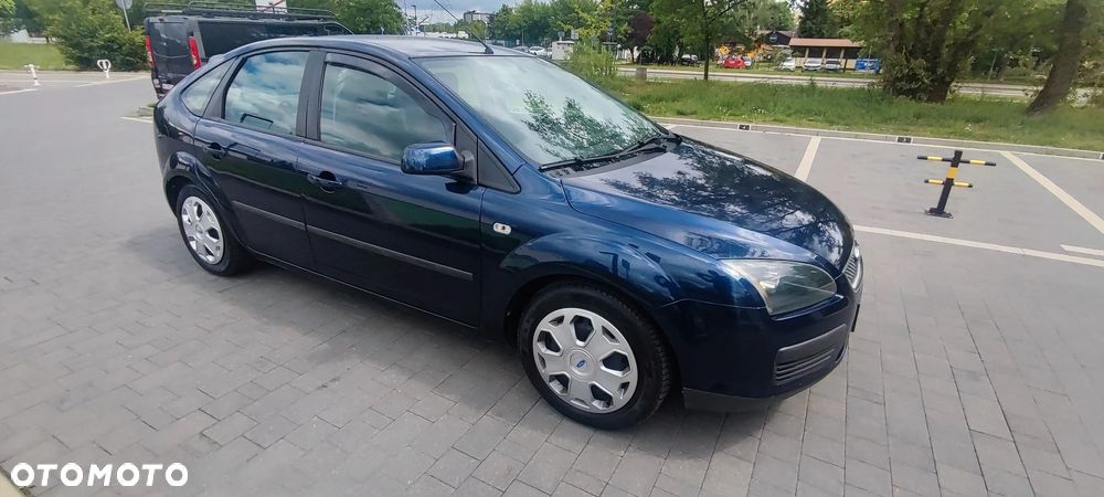 Ford Focus 1.6 Ti-VCT Sport - 2