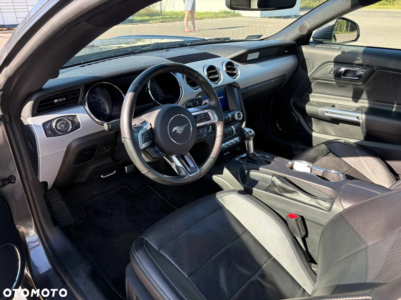 Ford Mustang 5.0 V8 GT - 2