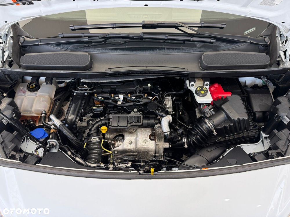 Ford Transit Connect - 20