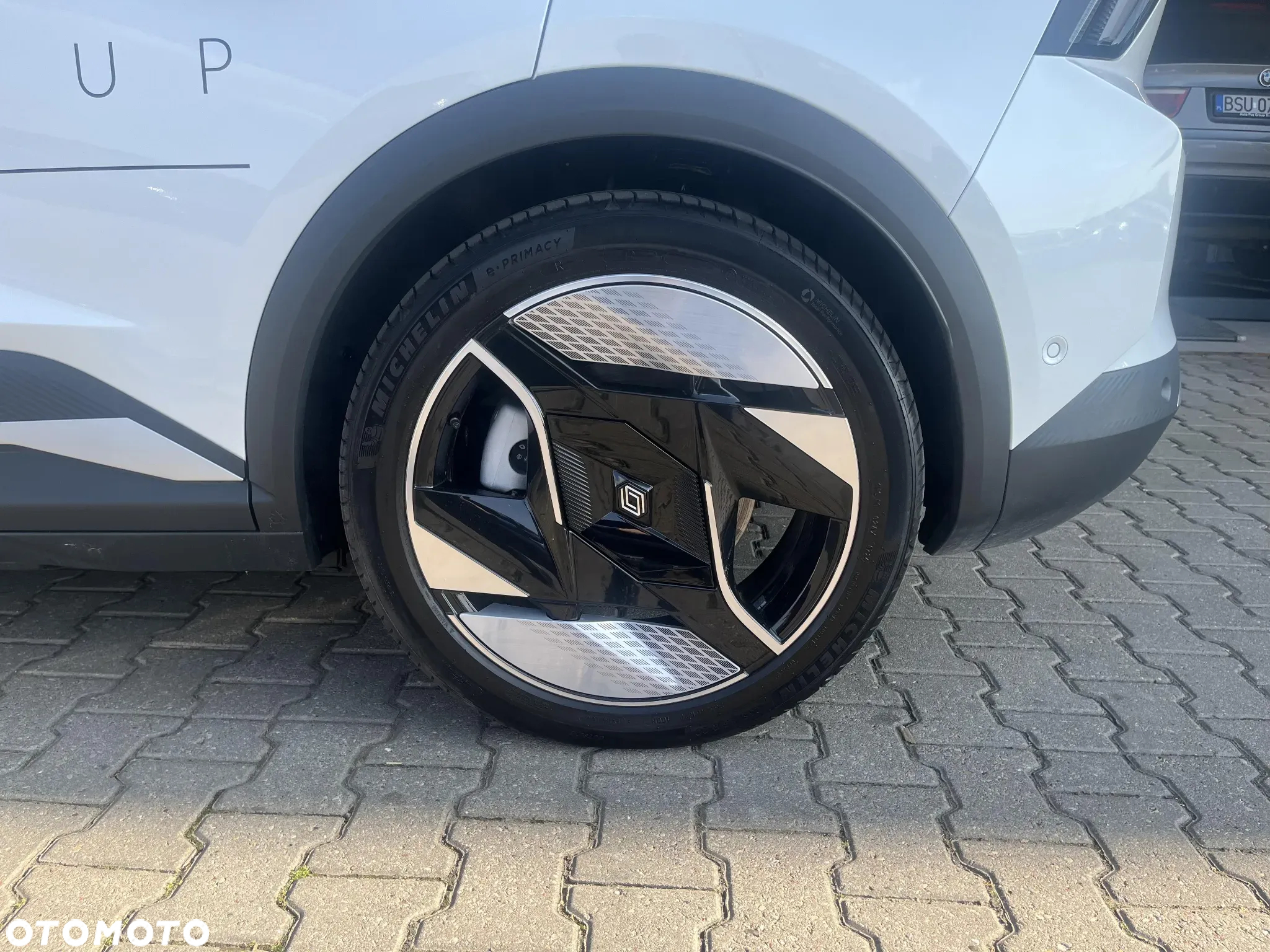 Renault Scenic EV87 Iconic - 18