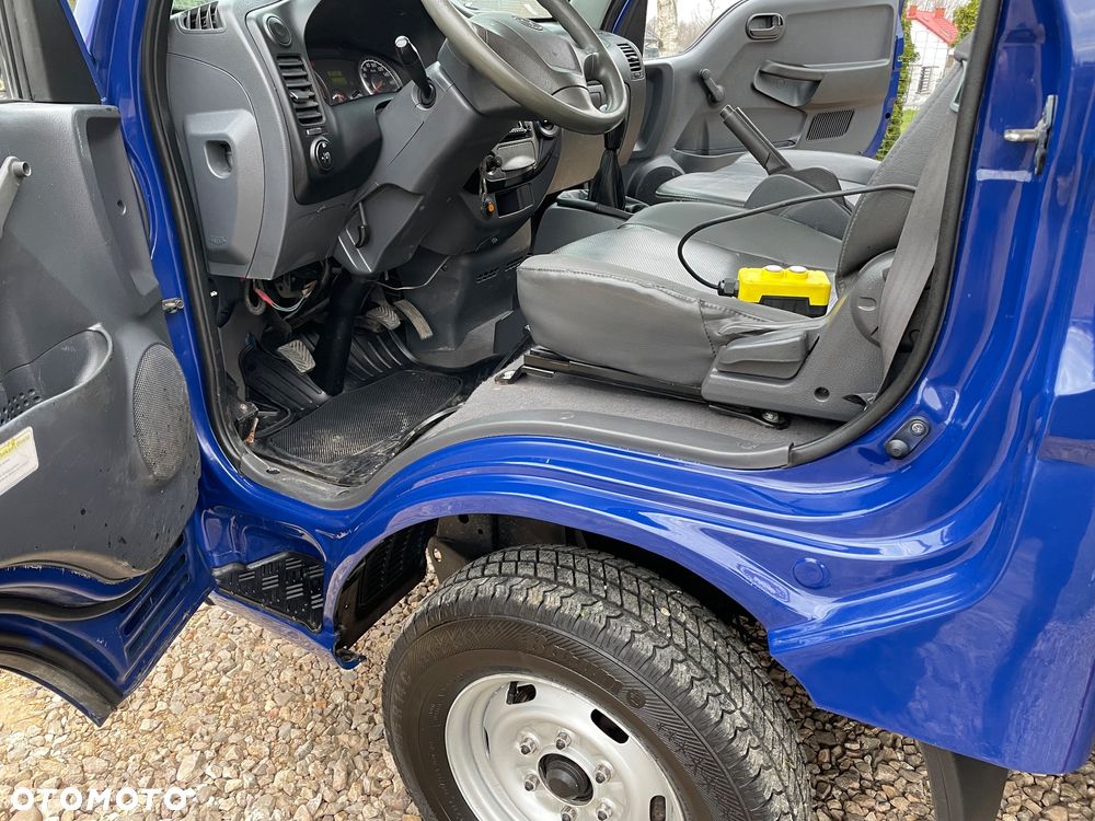 Kia K2500 - 4