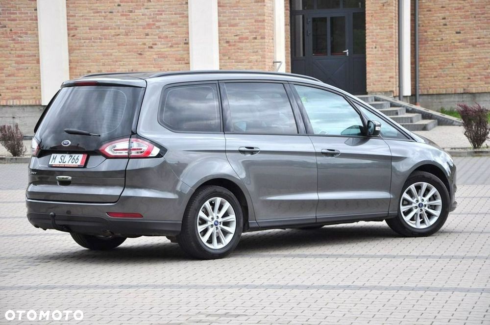 Ford Galaxy - 10
