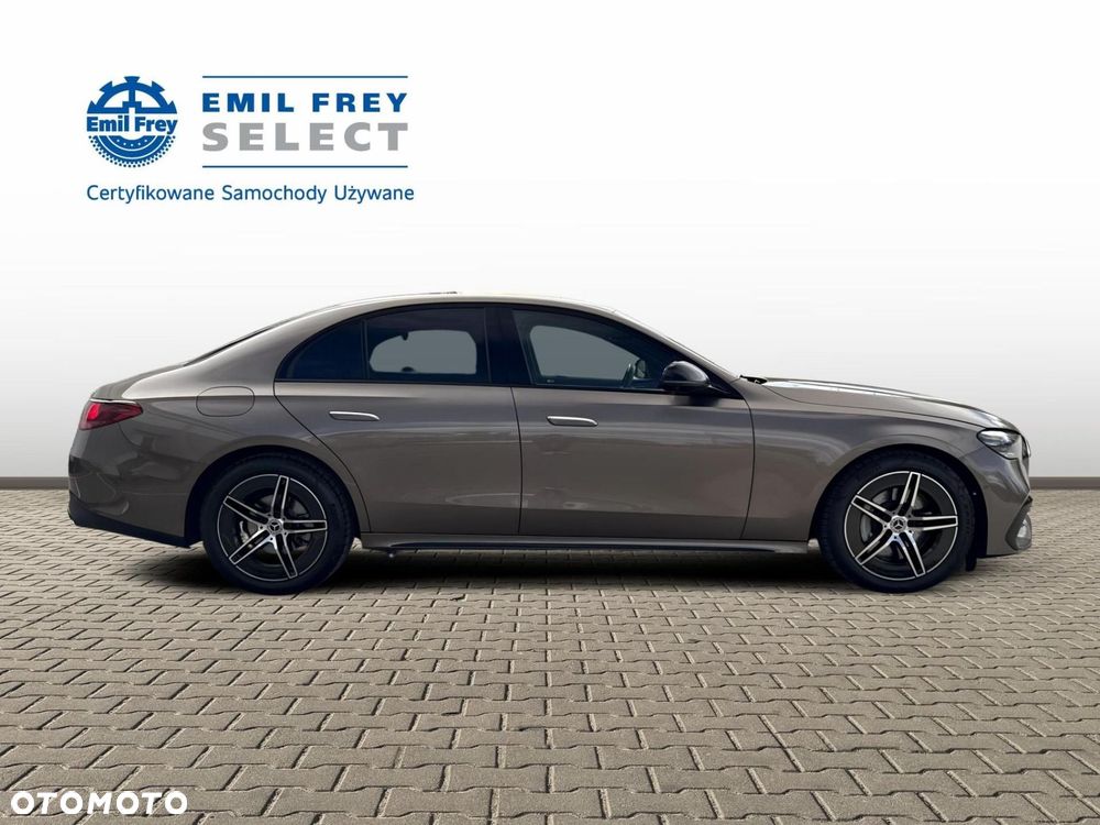 Mercedes-Benz Klasa E - 8