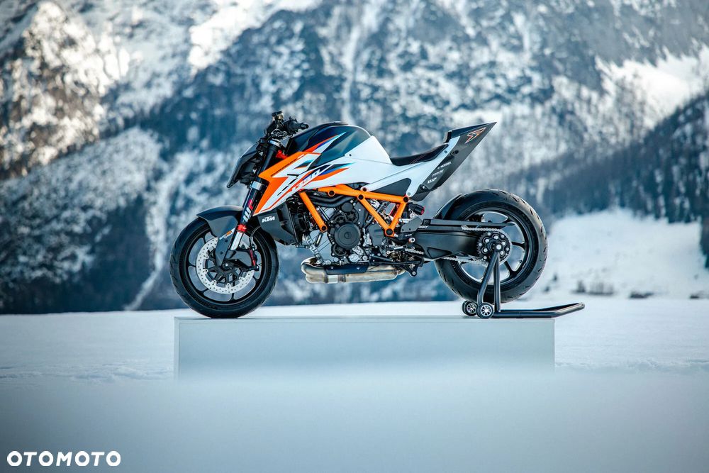 KTM Super Duke - 23
